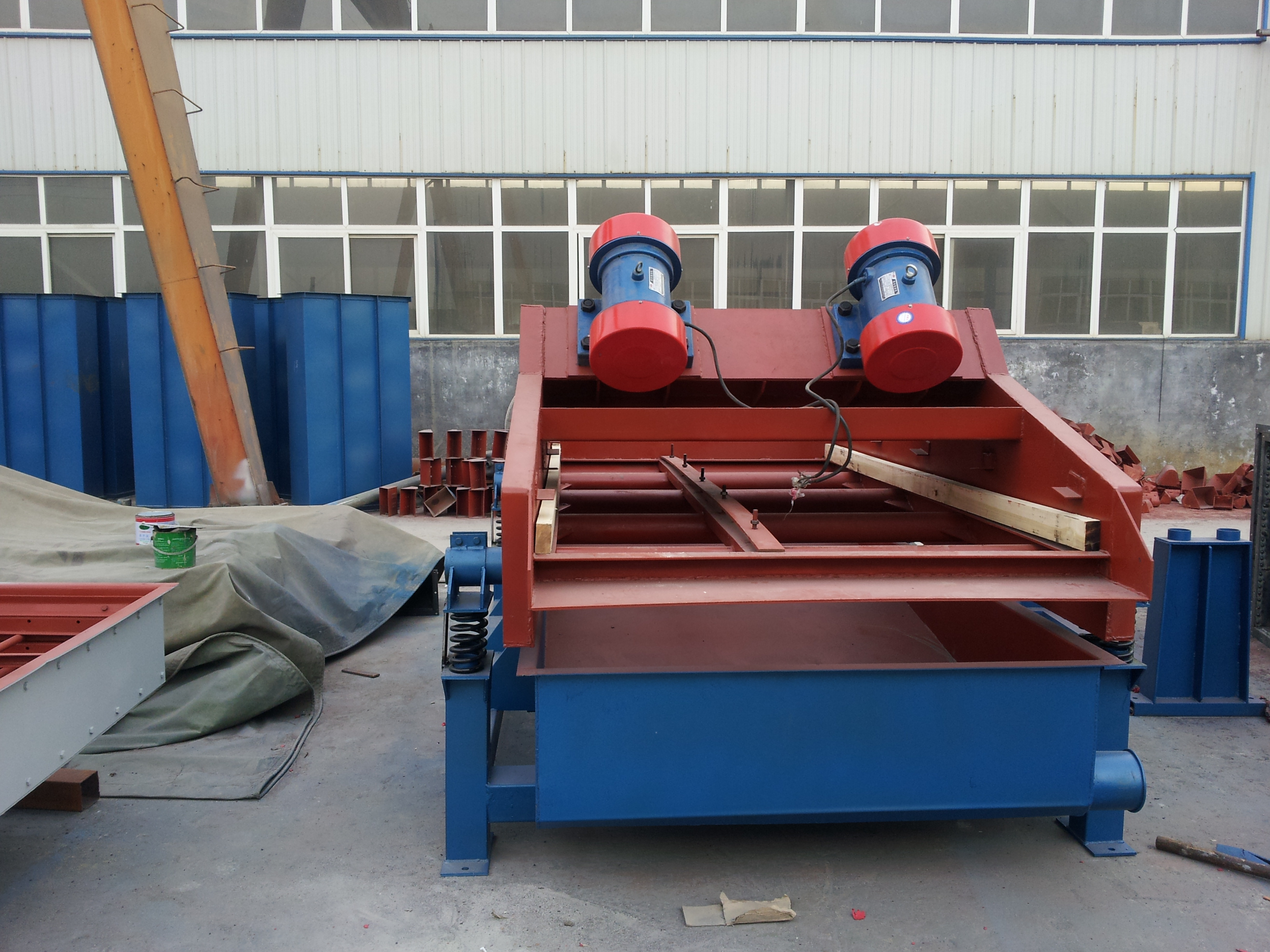 脫水振動篩跑漿怎么解決?